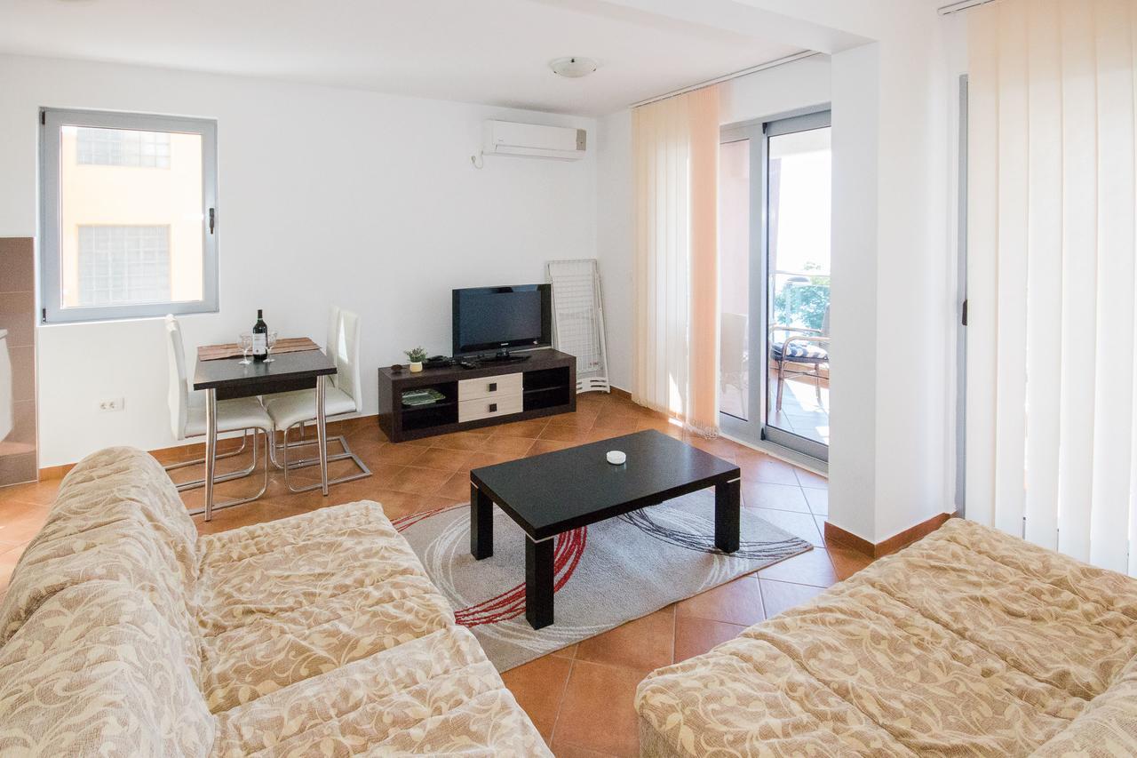 Apartments Palma โดบราวอดา ภายนอก รูปภาพ